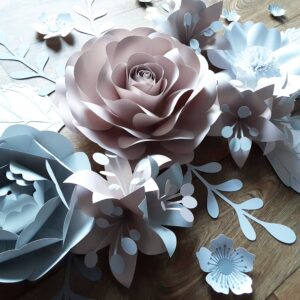 Glistening Bloom: Elegant Flower Set in Pale Grey, White, and Rose Gold